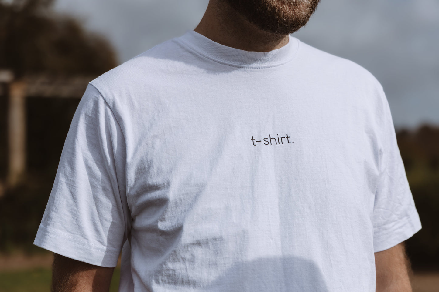 simple. t-shirt. white.