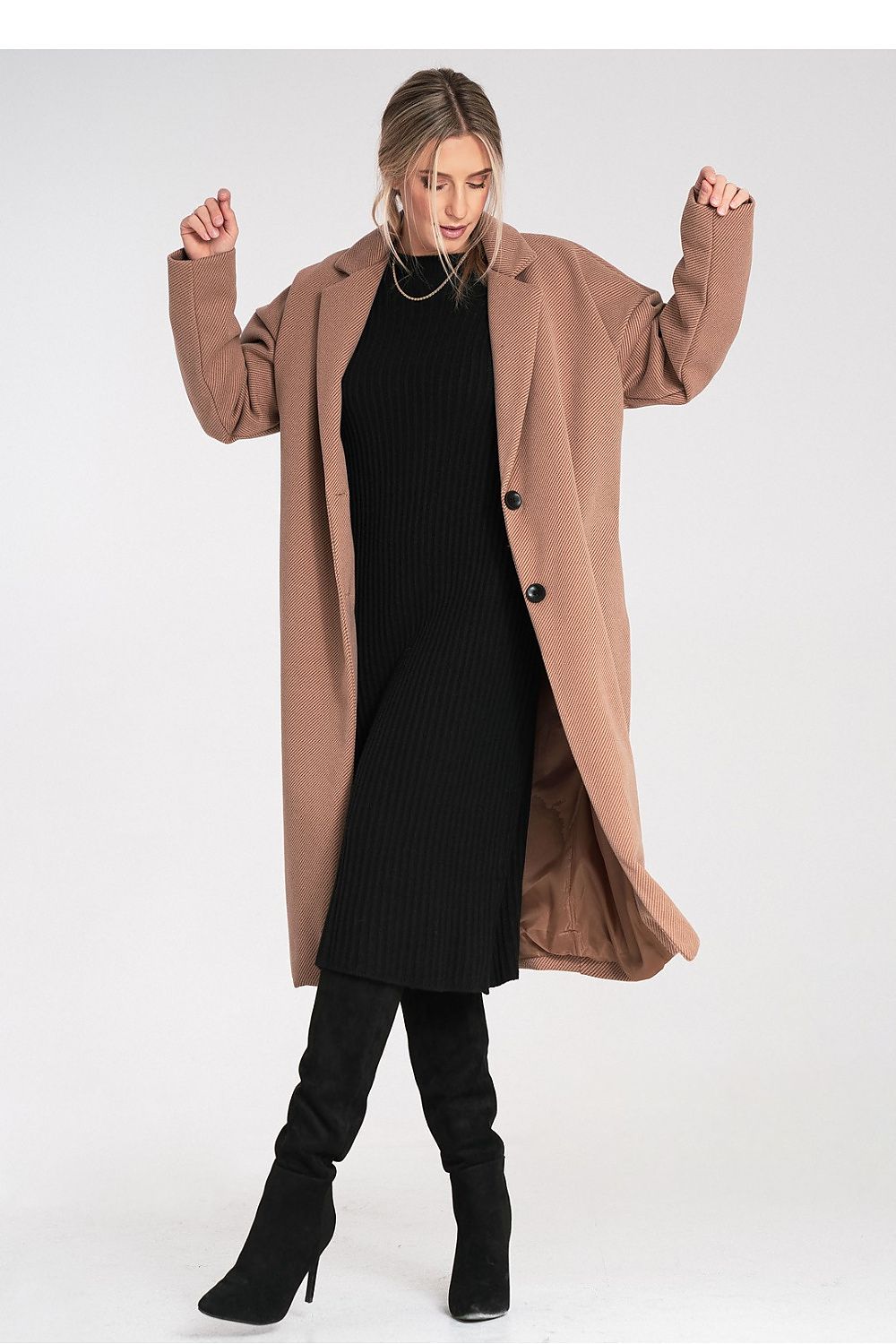 Coat Figl