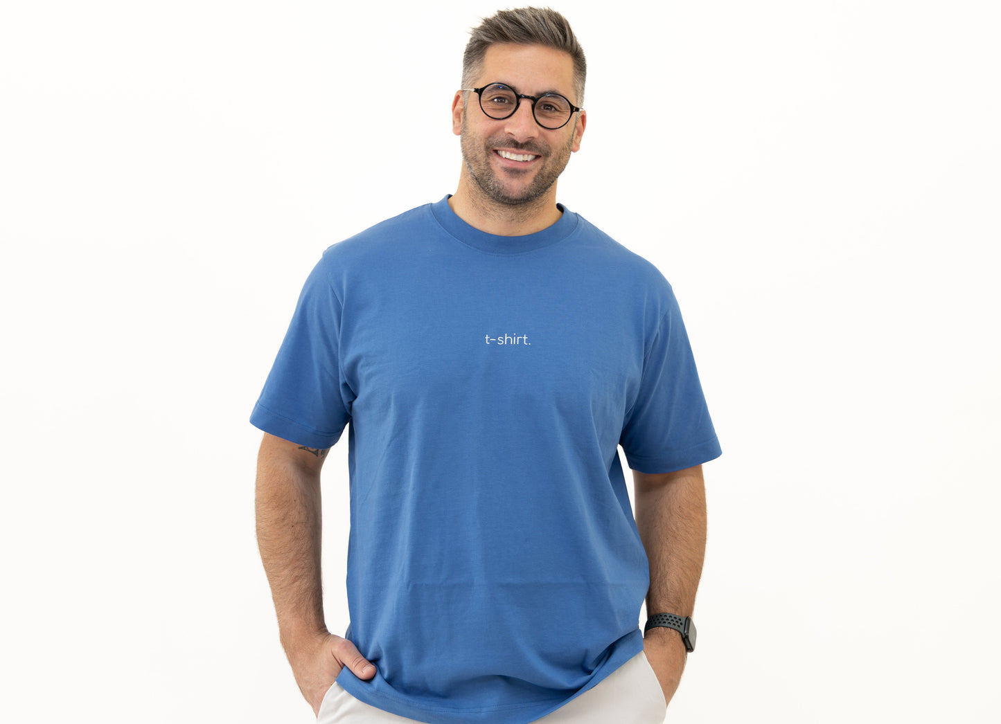 simple. t-shirt. mindful-blue.