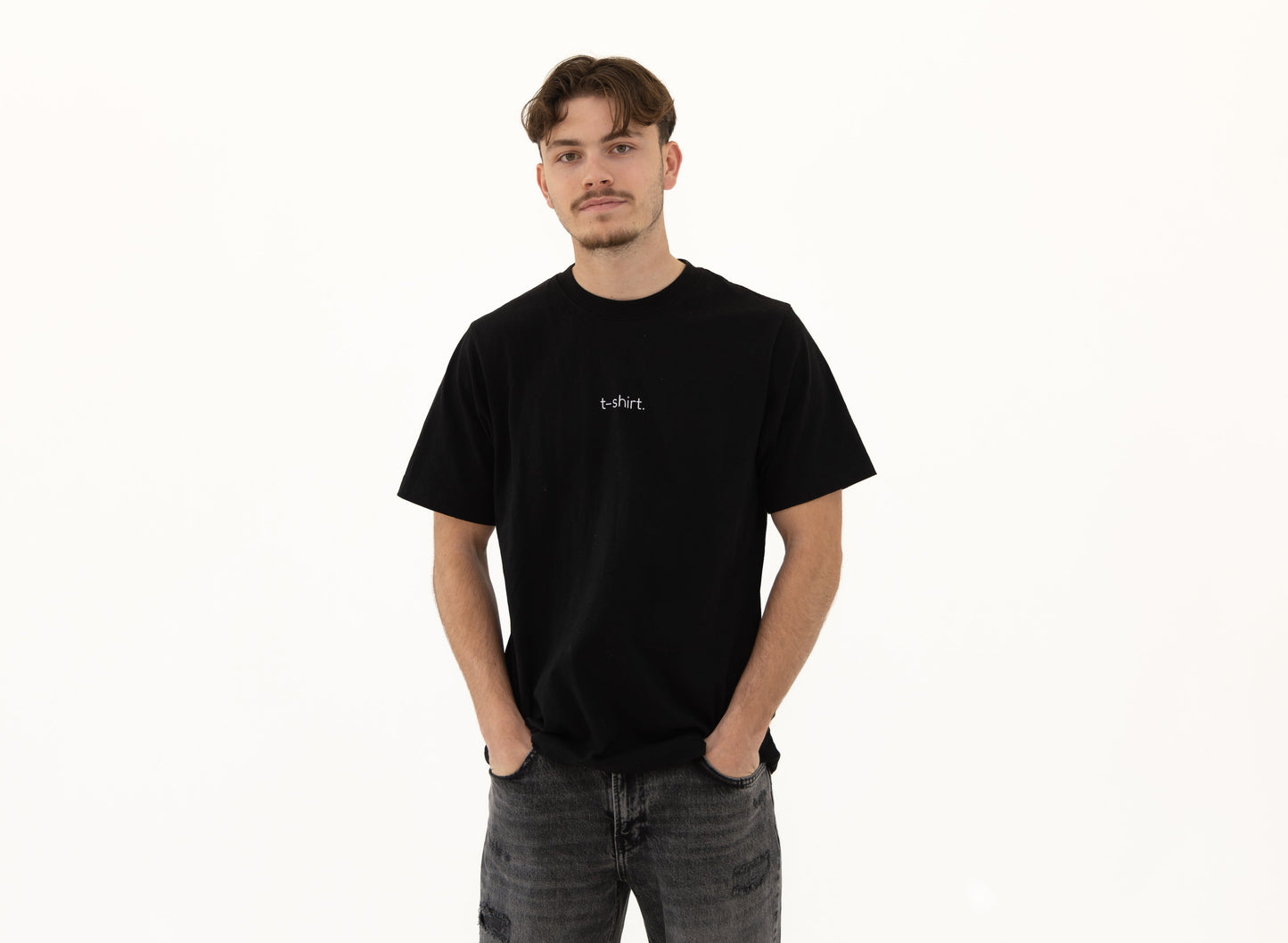 simple. t-shirt. black.