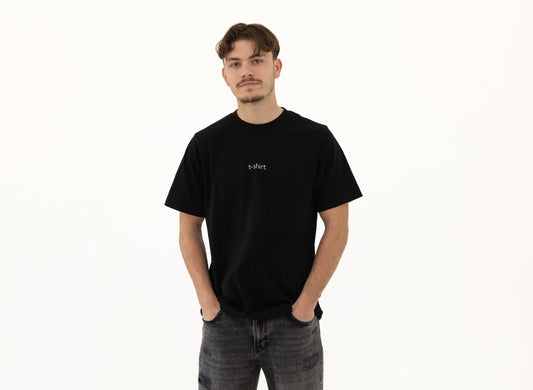 simple. t-shirt. black.