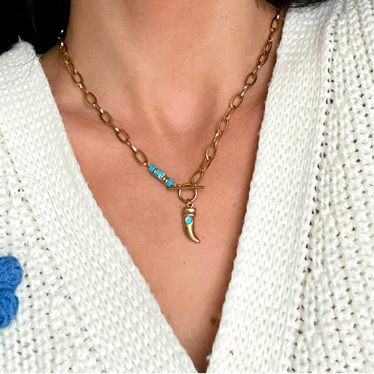 Kiana 18k Gold Plated T Bar Pedant Necklace