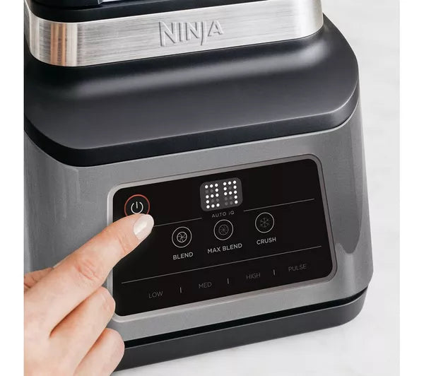 Ninja 2-in-1 Blender with Auto-IQ BN750UK