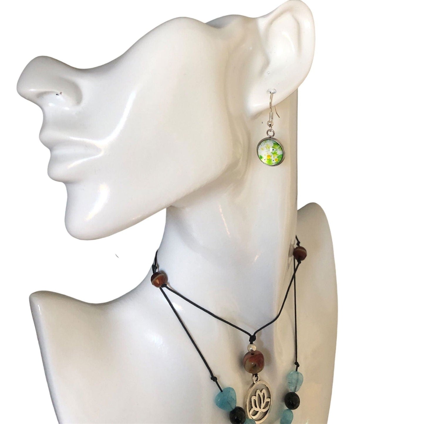 Black Thread Choker Necklace with Agate