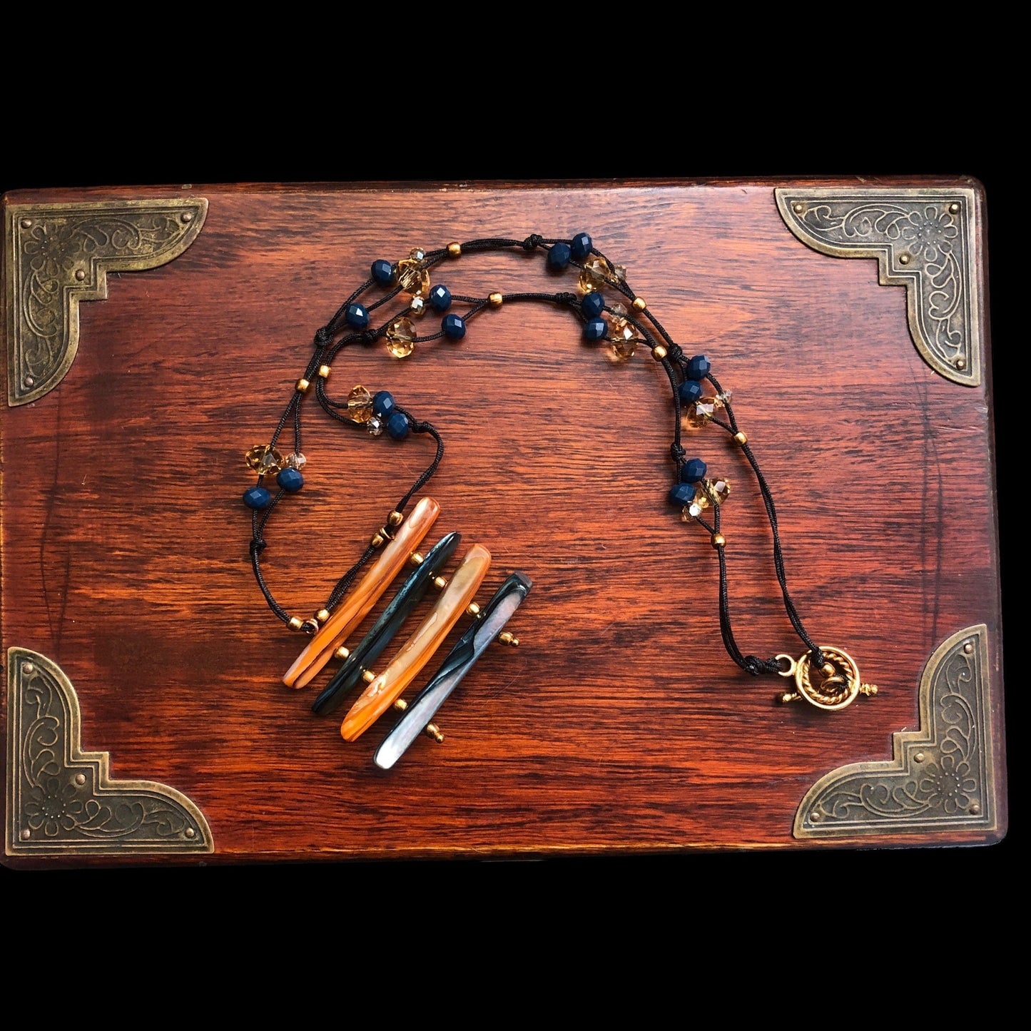 Mother of Pearl and Crystals Beaded Necklace