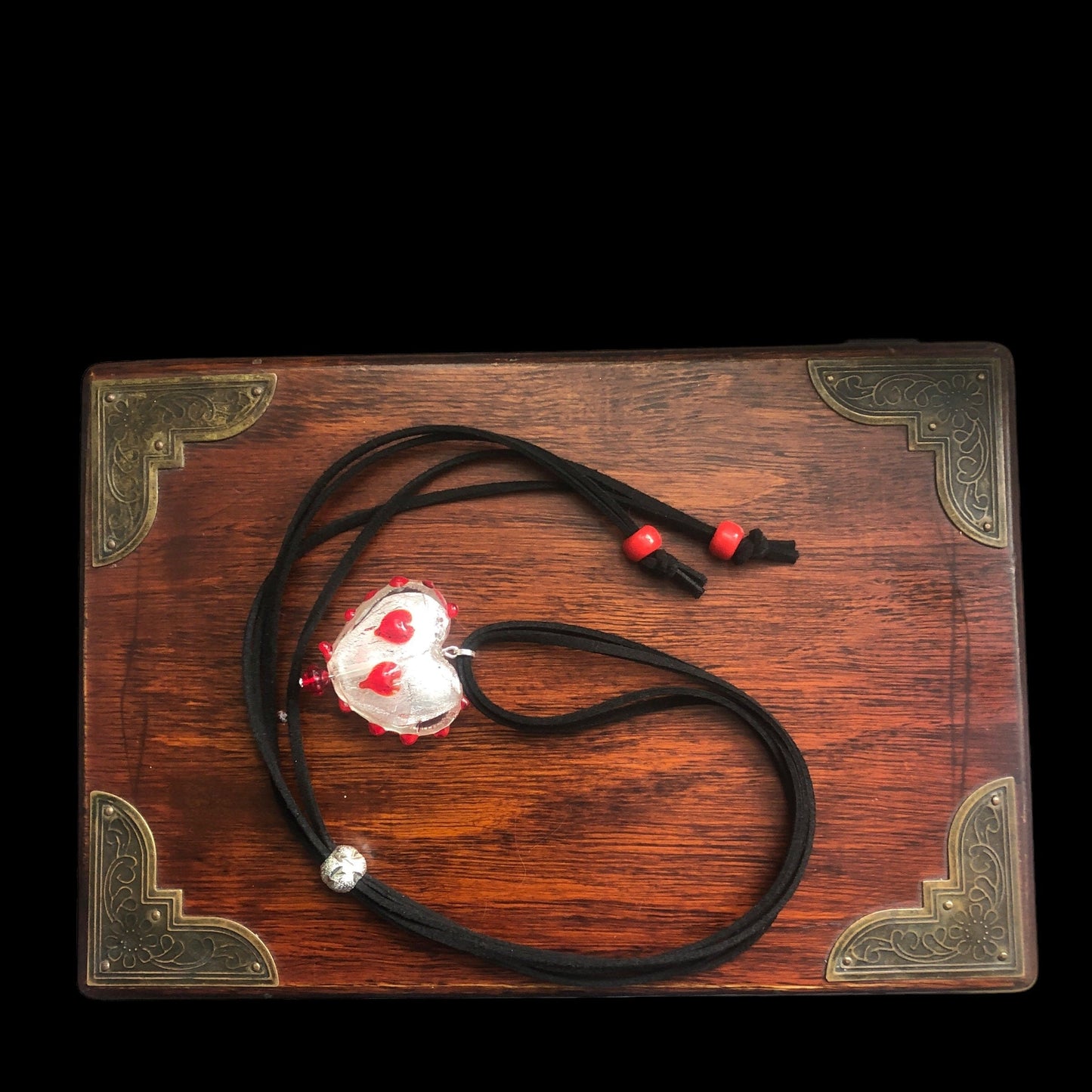 Red and White Glass Heart Pendant Necklace