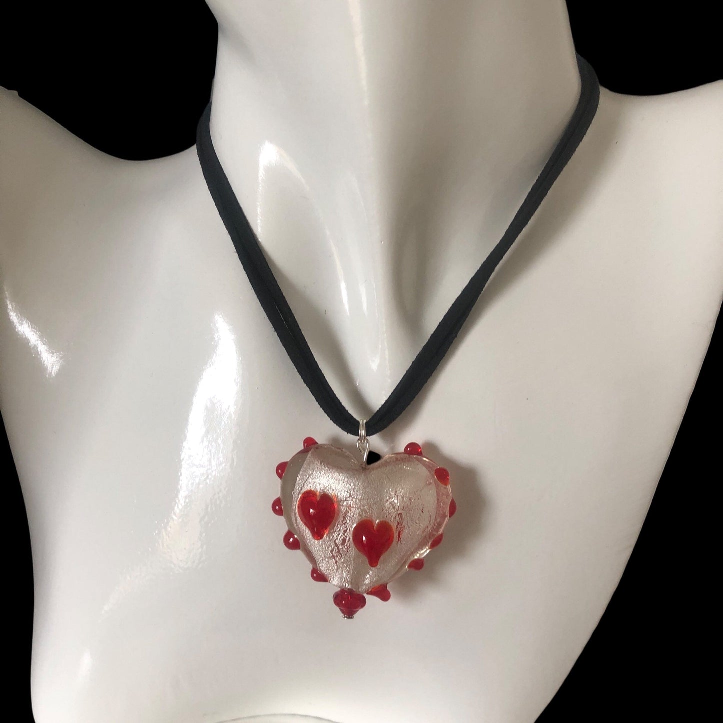Red and White Glass Heart Pendant Necklace